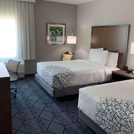 La Quinta Inn & Suites By Wyndham Round Rock Near Kalahari Экстерьер фото