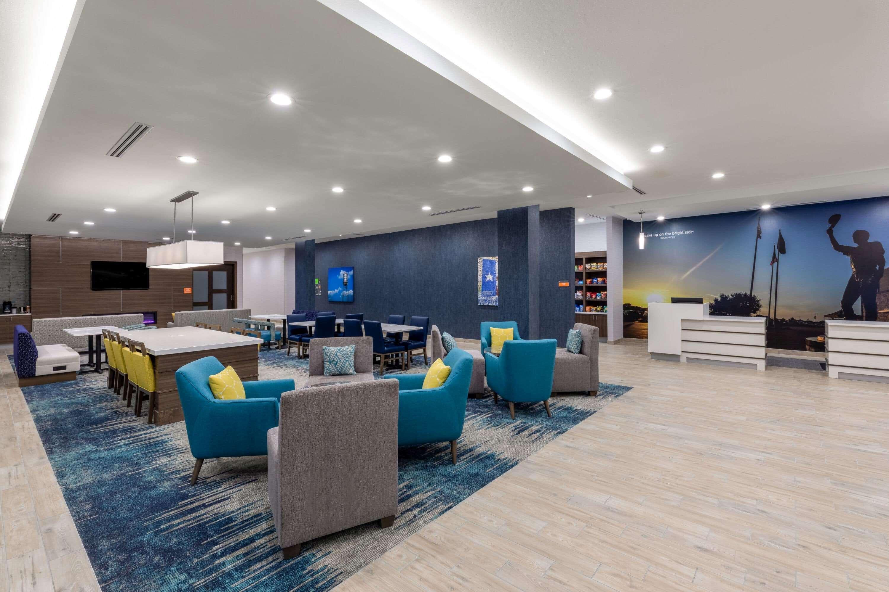 La Quinta Inn & Suites By Wyndham Round Rock Near Kalahari Экстерьер фото