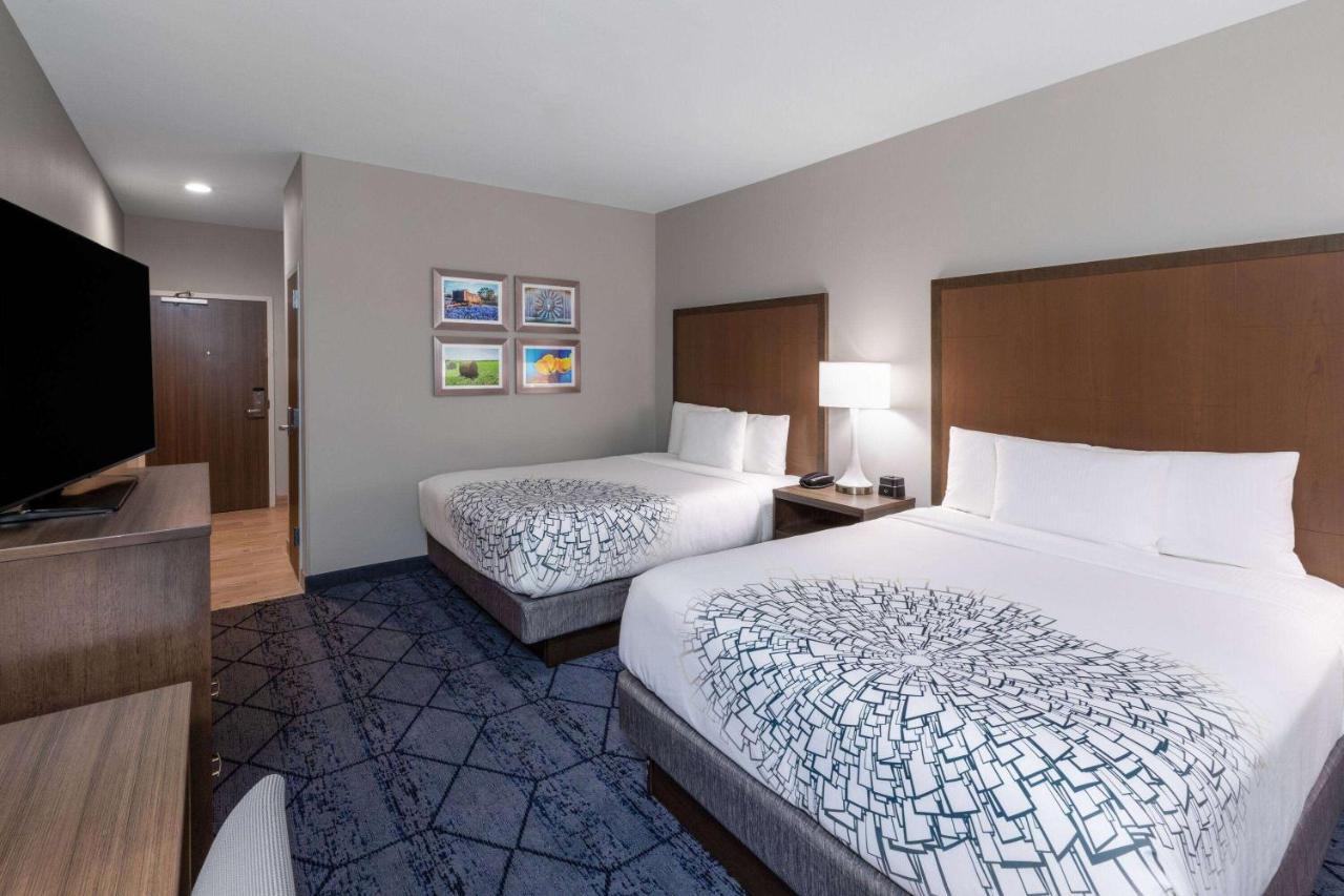 La Quinta Inn & Suites By Wyndham Round Rock Near Kalahari Экстерьер фото